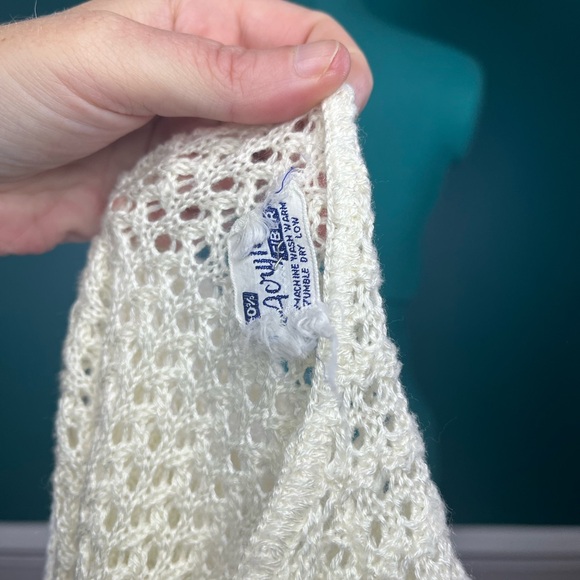 70’s earthtone Beige and White Knit Top - Picture 4 of 5